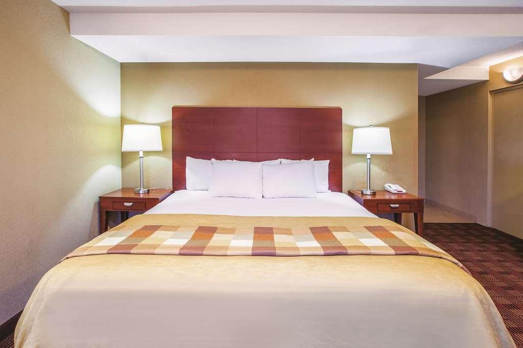Country Inn & Suites By Radisson, Canton Near Hall Of Fame North Canton Habitación foto